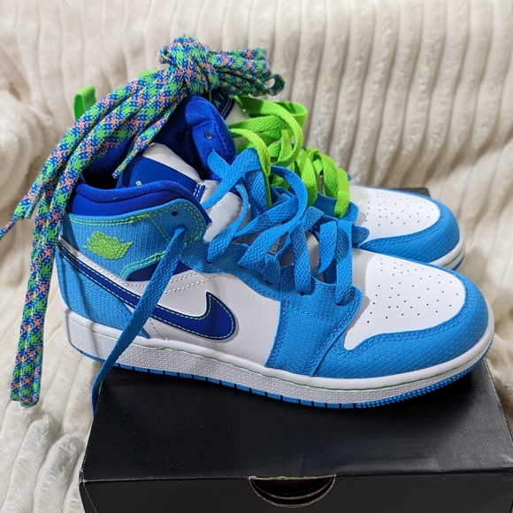 Nike Dunks High Top - Picture 1 of 2